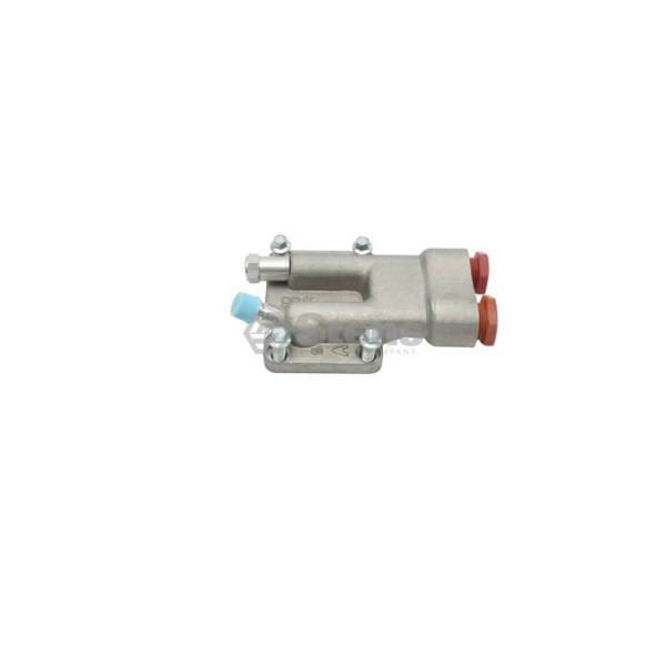 John Deere Air Conditioner Manifold, 1406-7075