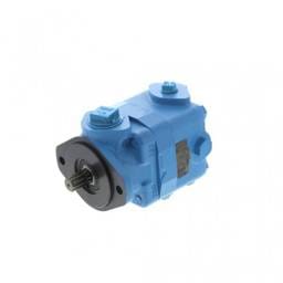 Mack Steering Pump, 38QC367